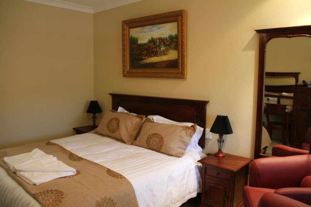 Overlander Homestead Motel Roma Camera foto