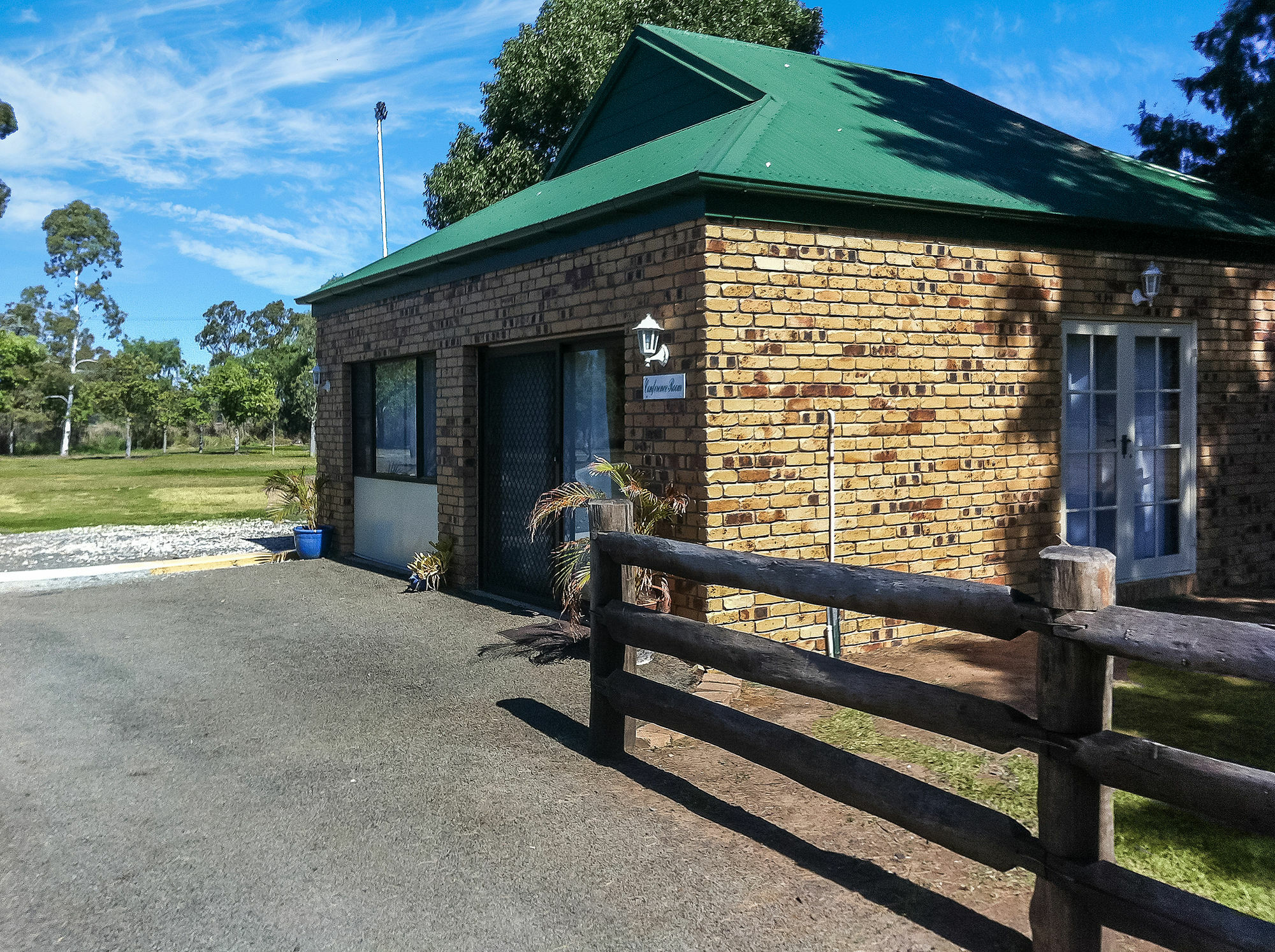 Overlander Homestead Motel Roma Esterno foto